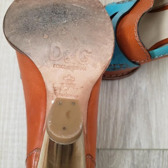 Dolce and  Gabbana block heel loafer heels - Picture 5 of 6